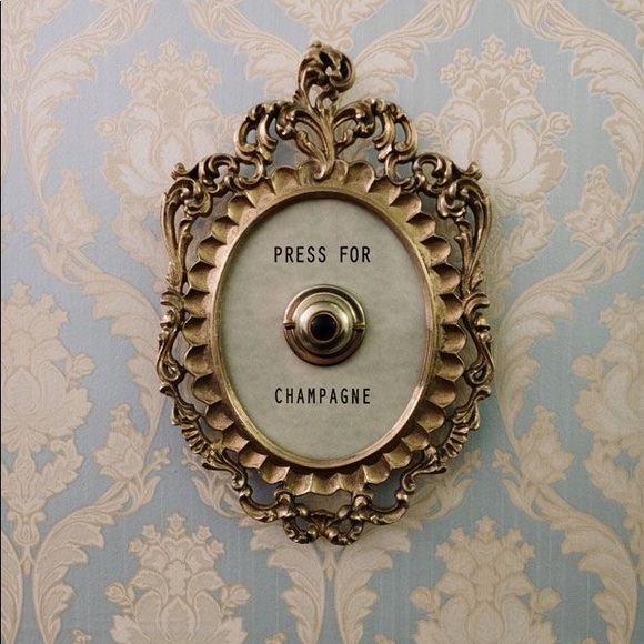 but first, champagne. Art - framed message. - Picture 10 of 16